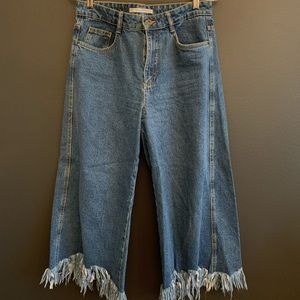 Zara Frayed Wide Leg High Waisted Jeans